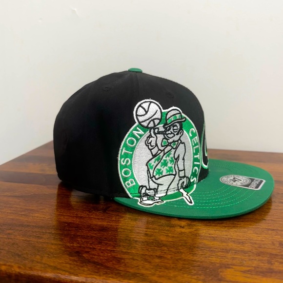 Boston Celtics Hardwood Classics Snapback Hat - Picture 2 of 4